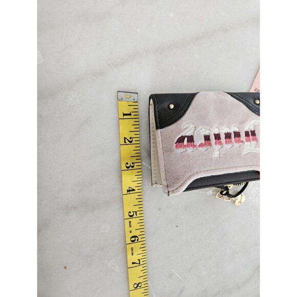 New Juicy Couture Retro Vibe Double Medium Zip Around Wallet NWT - Picture 8 of 9